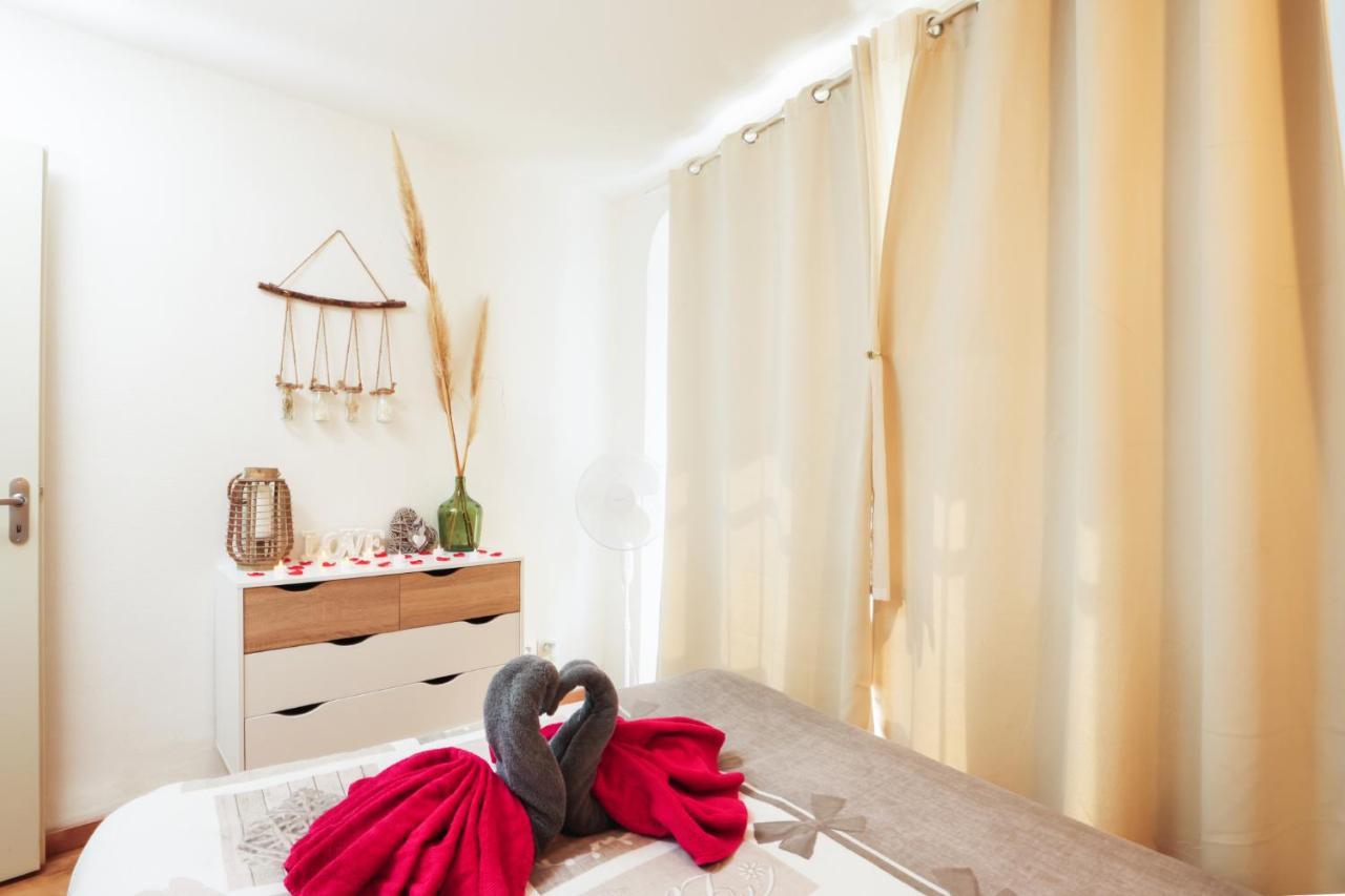 Les Bulles Medievales - Appartement Dedie Au Bien Etre Avec Spa - Netflix Et Wifi - Climatisation カルカソンヌ エクステリア 写真